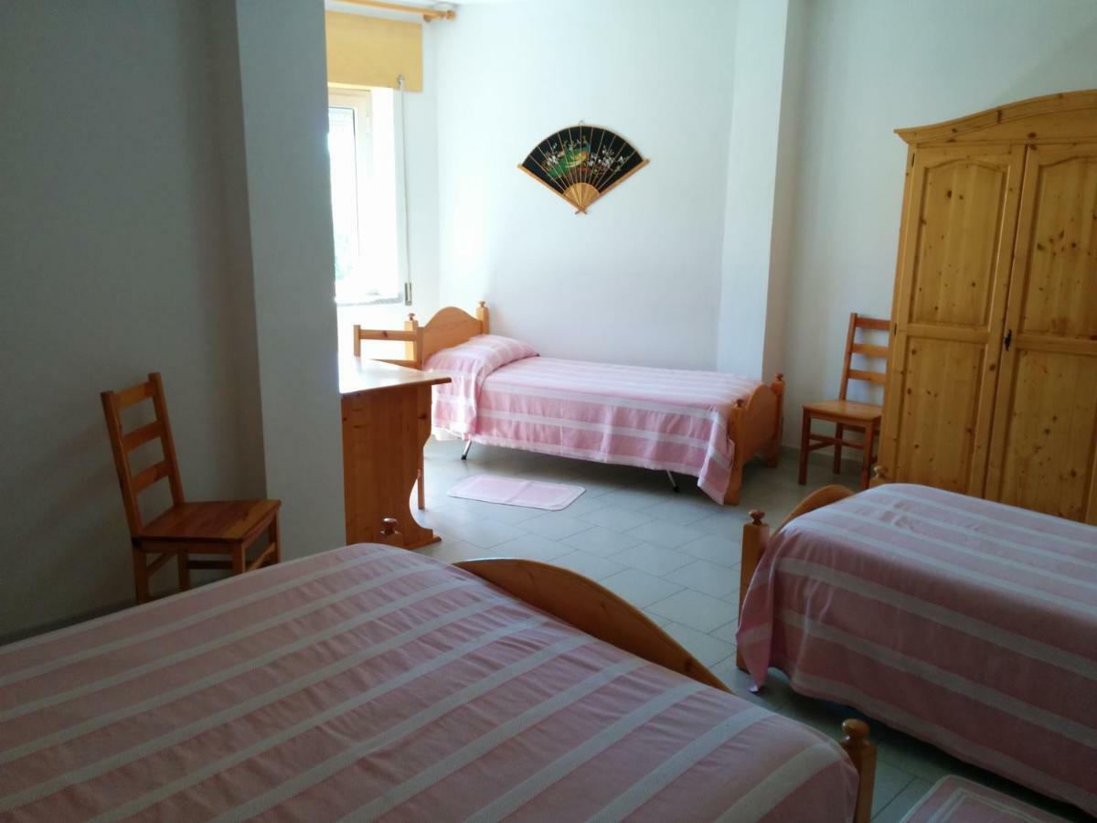 Hotel Panorama Badesi Zewnętrze zdjęcie